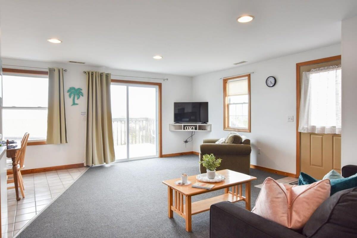 12216 - Beautiful Views Of Cape Cod Bay Access To Private Beach Easy Access To P-Town Truro Exterior foto